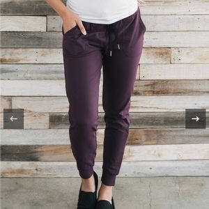 Ziya Active Unwind Jogger in Plum Size M